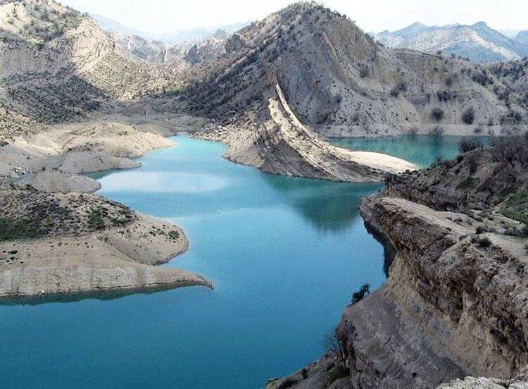 آب در کوزه و ما تشنه لبان می گردیم! آب در کوزه و ما تشنه لبان می گردیم!