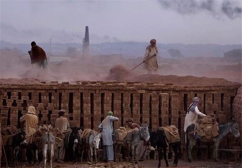 پاکستان پس از هند و چین در جایگاه سوم برده داری جهان قرار پاکستان پس از هند و چین در صندلی سوم برده داری دنیا واقع شده است