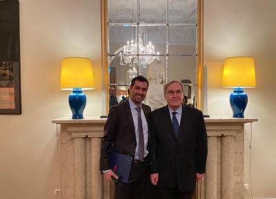 خبرنگاران شهاب حسینی نشان فرهنگ و هنر فرانسه را دریافت کرد