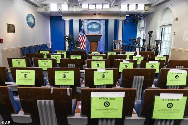 خبرنگاران برای حضور در کاخ سفید باید هزینه تست کرونا را بپردازند